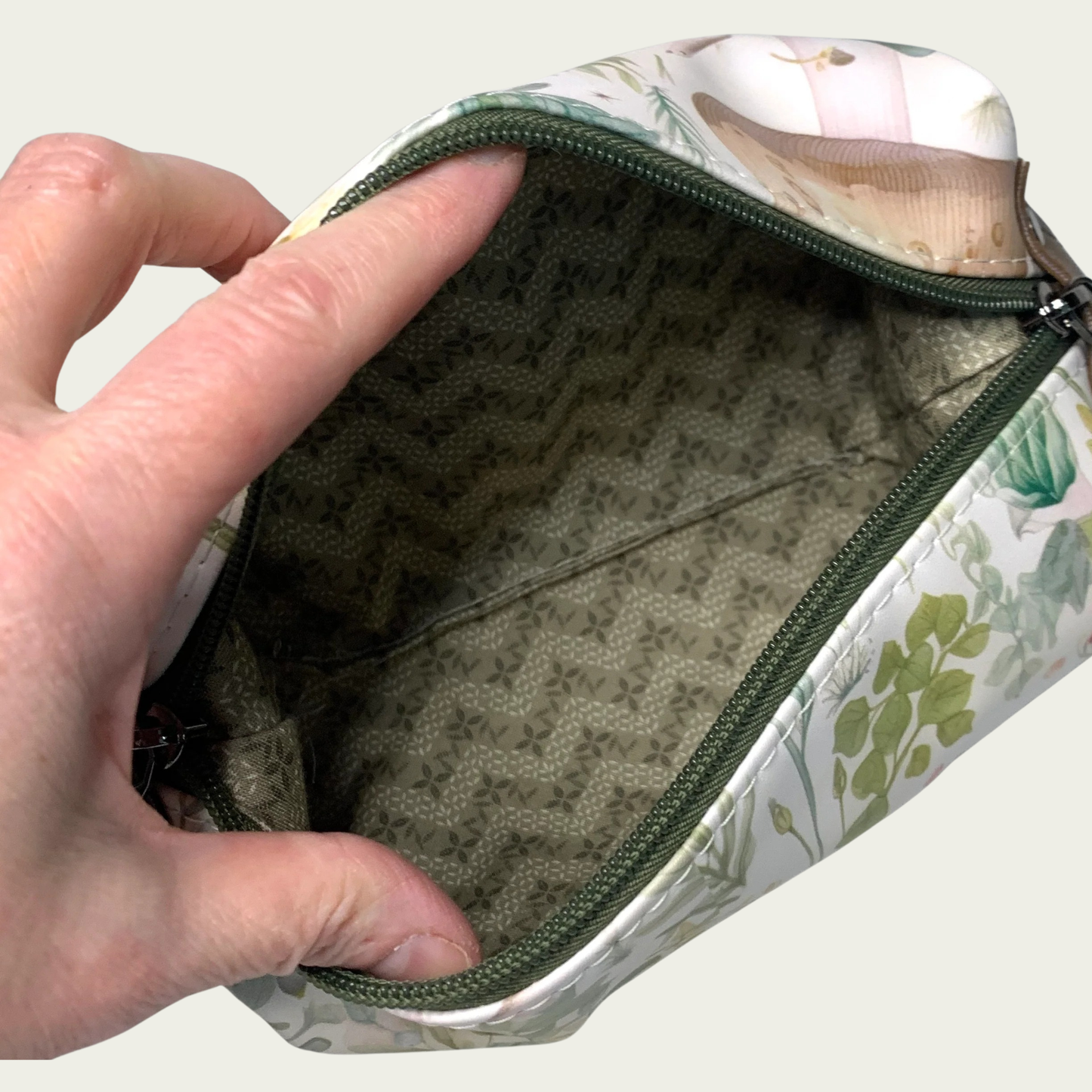 Dopp Kit Bag -Mushroom Garden