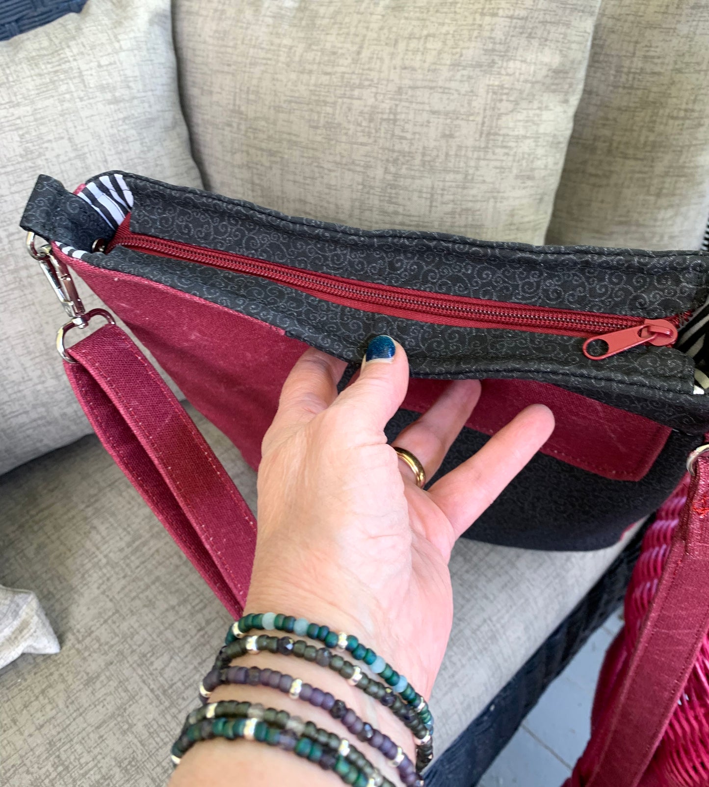 Unisex Messenger Bag - Black and Cranberry