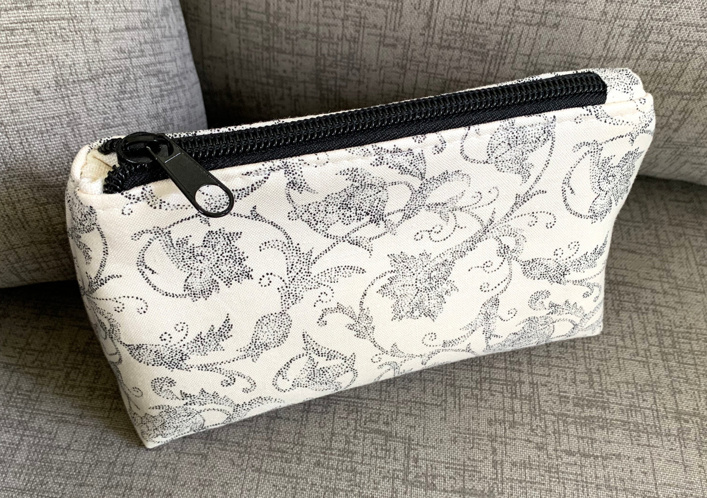 Small Boxed-Bottom Pouch - With Nylon Zipper