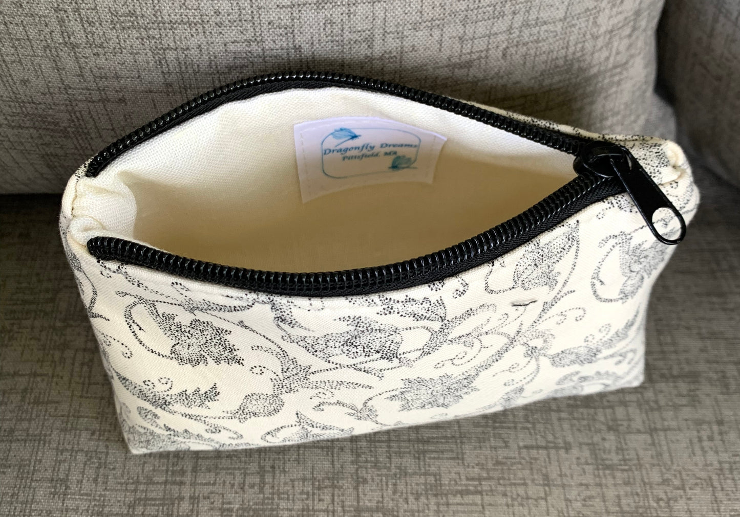 Small Boxed-Bottom Pouch - With Nylon Zipper