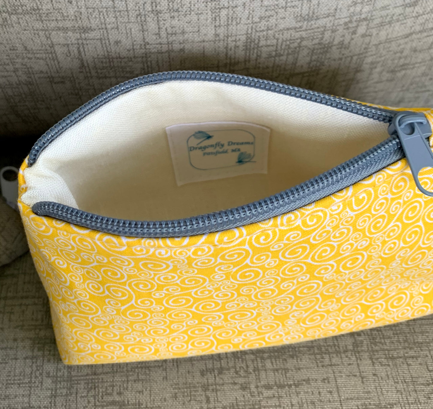 Small Boxed-Bottom Pouch - With Nylon Zipper