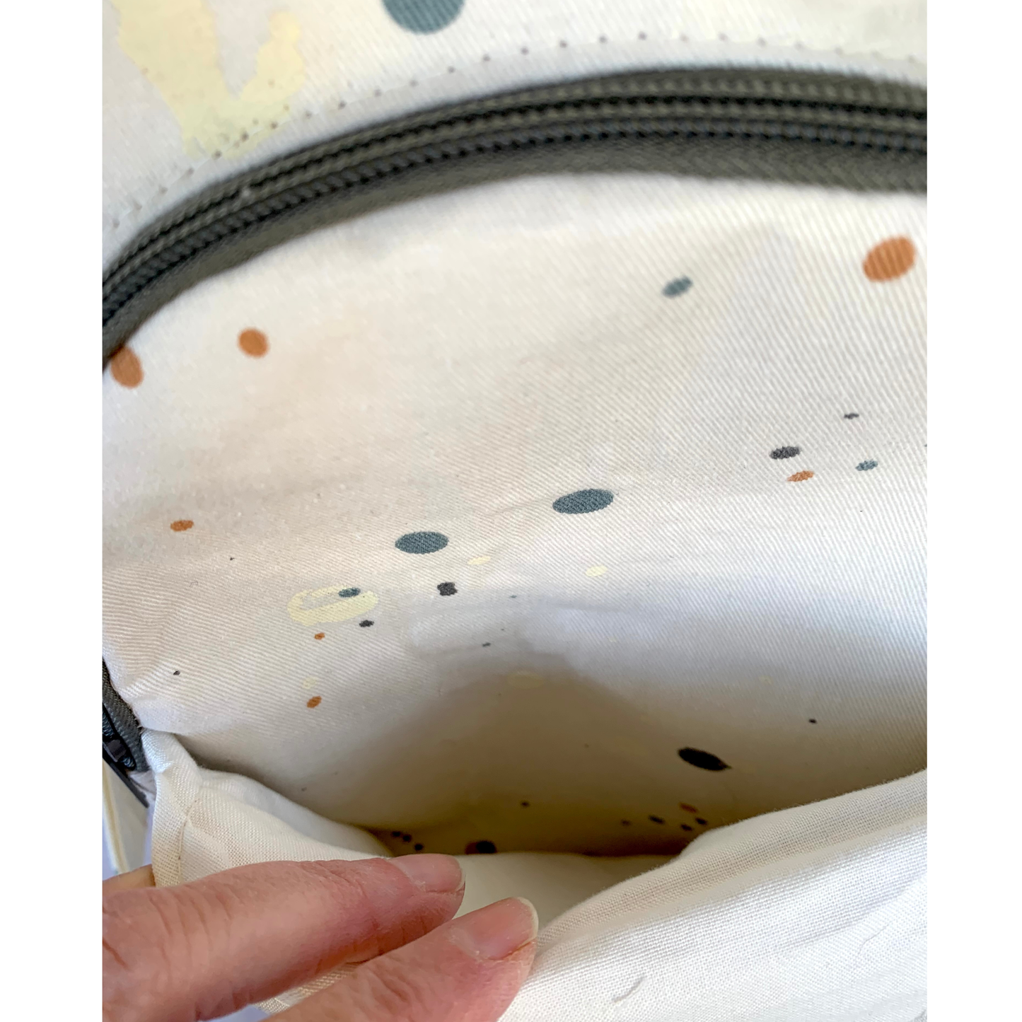 Retro-Style Sling - Paint Drops