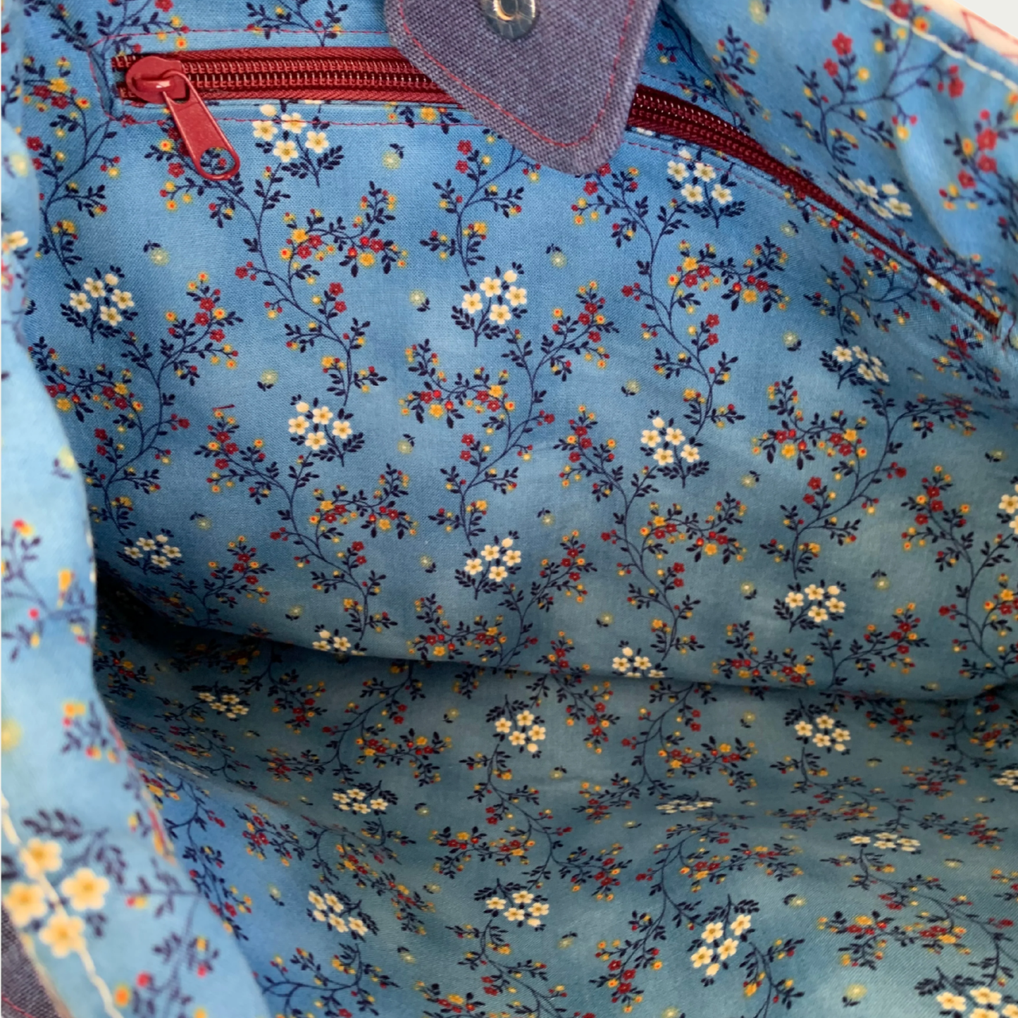 Pelican Tote Bag