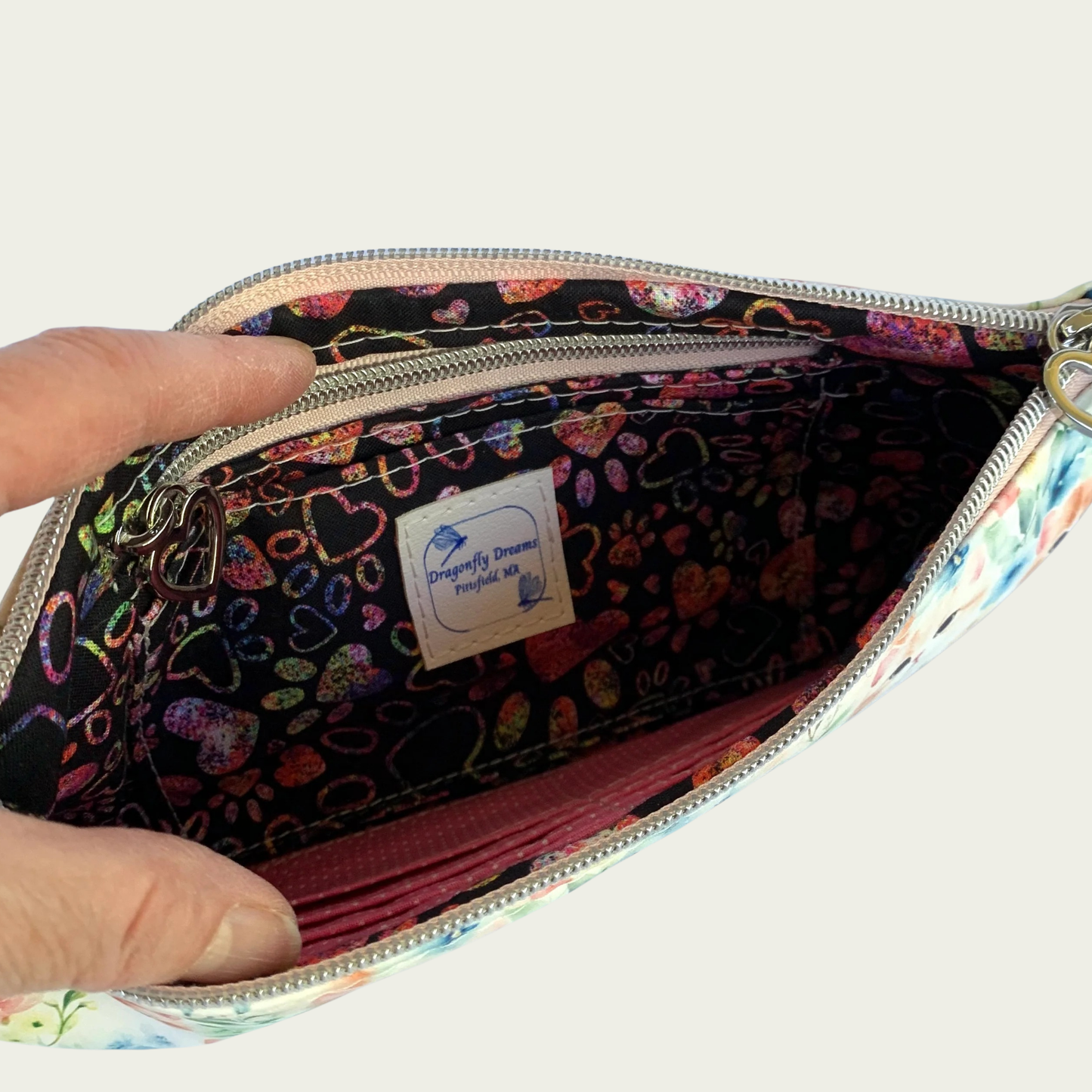 Shazzy Wristlet - Vintage Kitties