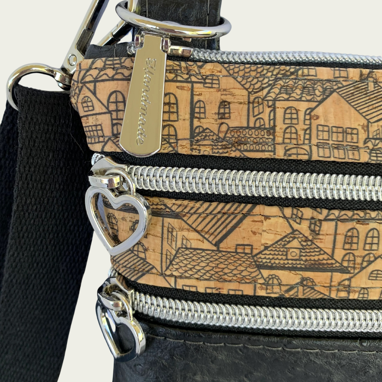 Zippy Crossbody – Ostrich & Cork Houses