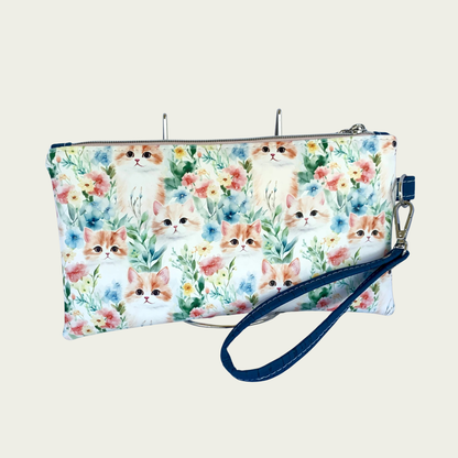 Shazzy Wristlet - Vintage Kitties