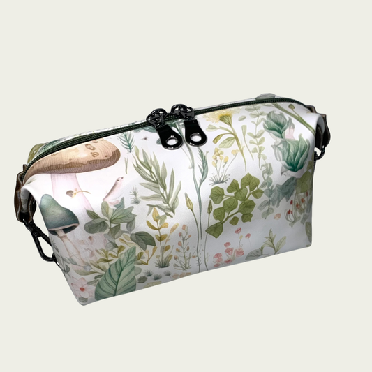 Dopp Kit Bag -Mushroom Garden