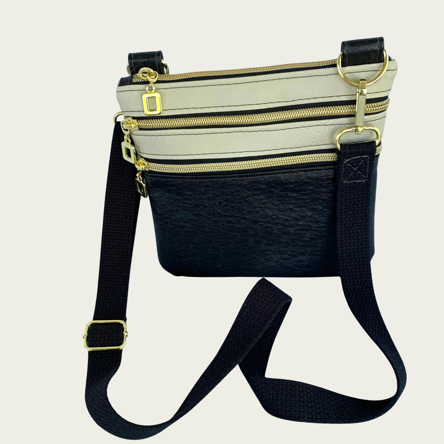 Zippy Crossbody – Ostrich & Beige Vinyl