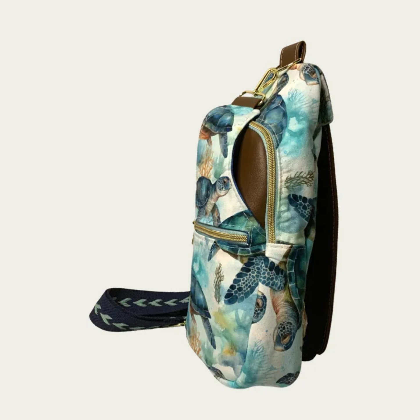 Retro-Style Sling - Sea Turtles