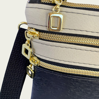 Zippy Crossbody – Ostrich & Beige Vinyl