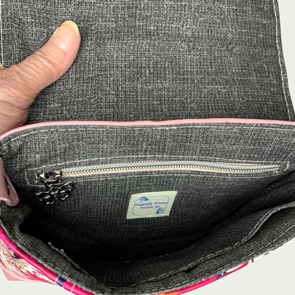 Iris Mini - Pretty in Pink