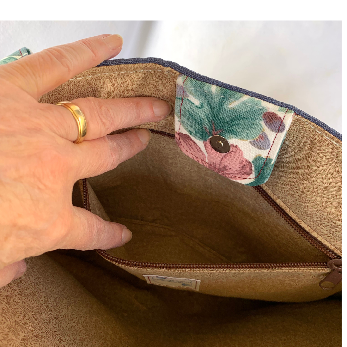 Pelican Tote Bag - Padded