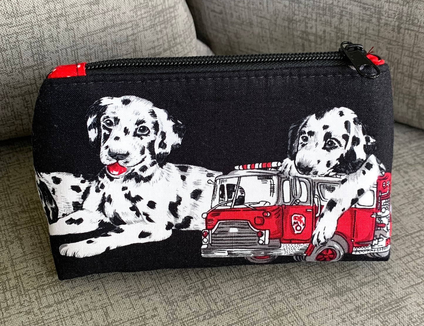 Small Boxed-Bottom Pouch - With Nylon Zipper