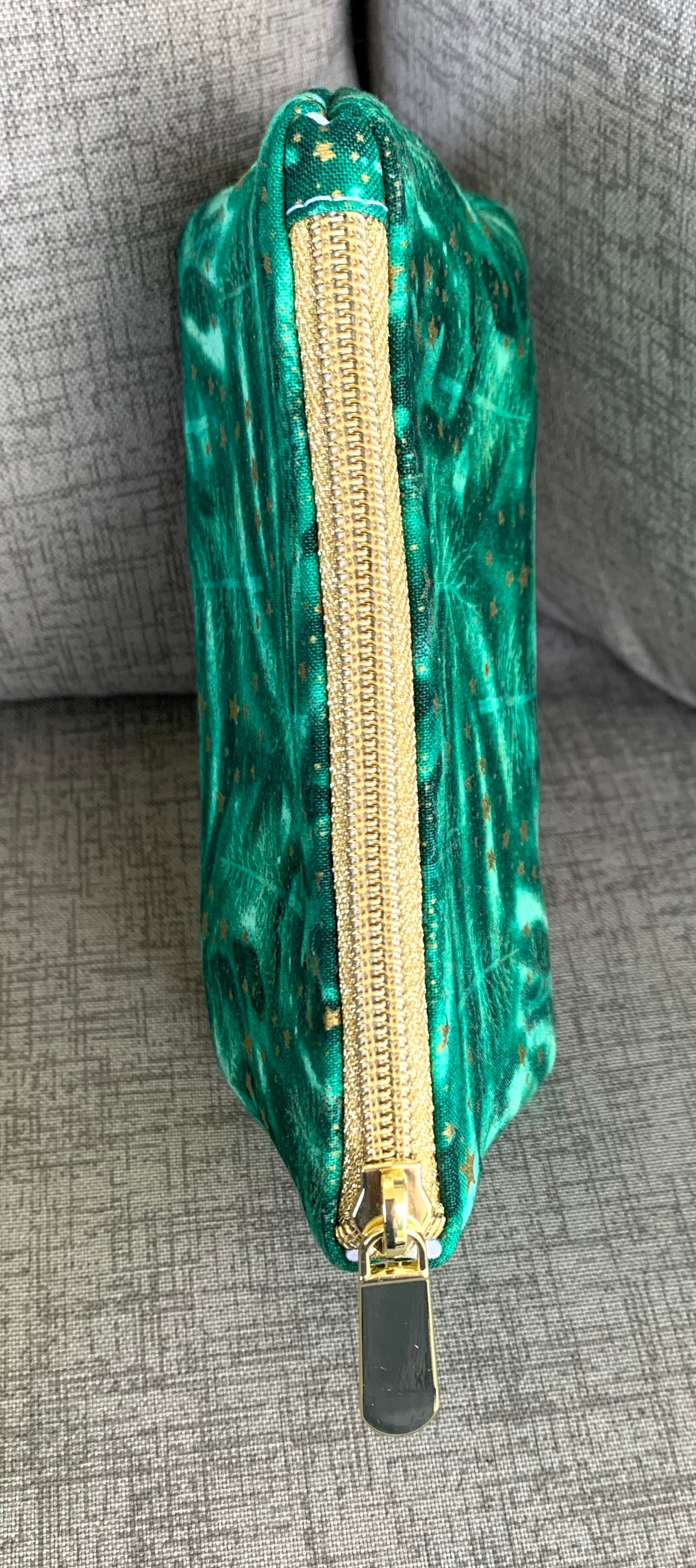 Small Boxed-Bottom Pouch - With Metallic Nylon Zipper