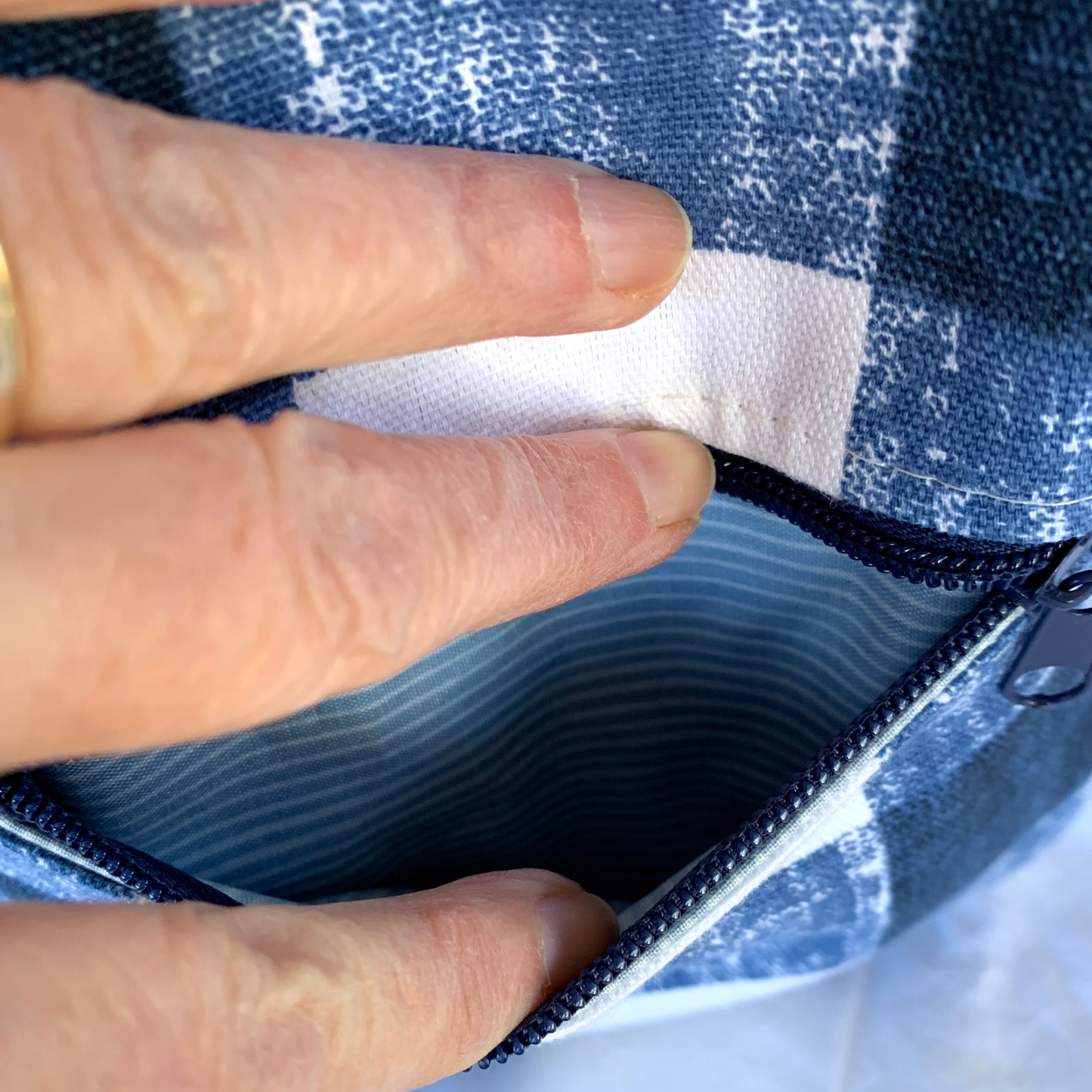 Retro-Style Sling - Navy Plaid